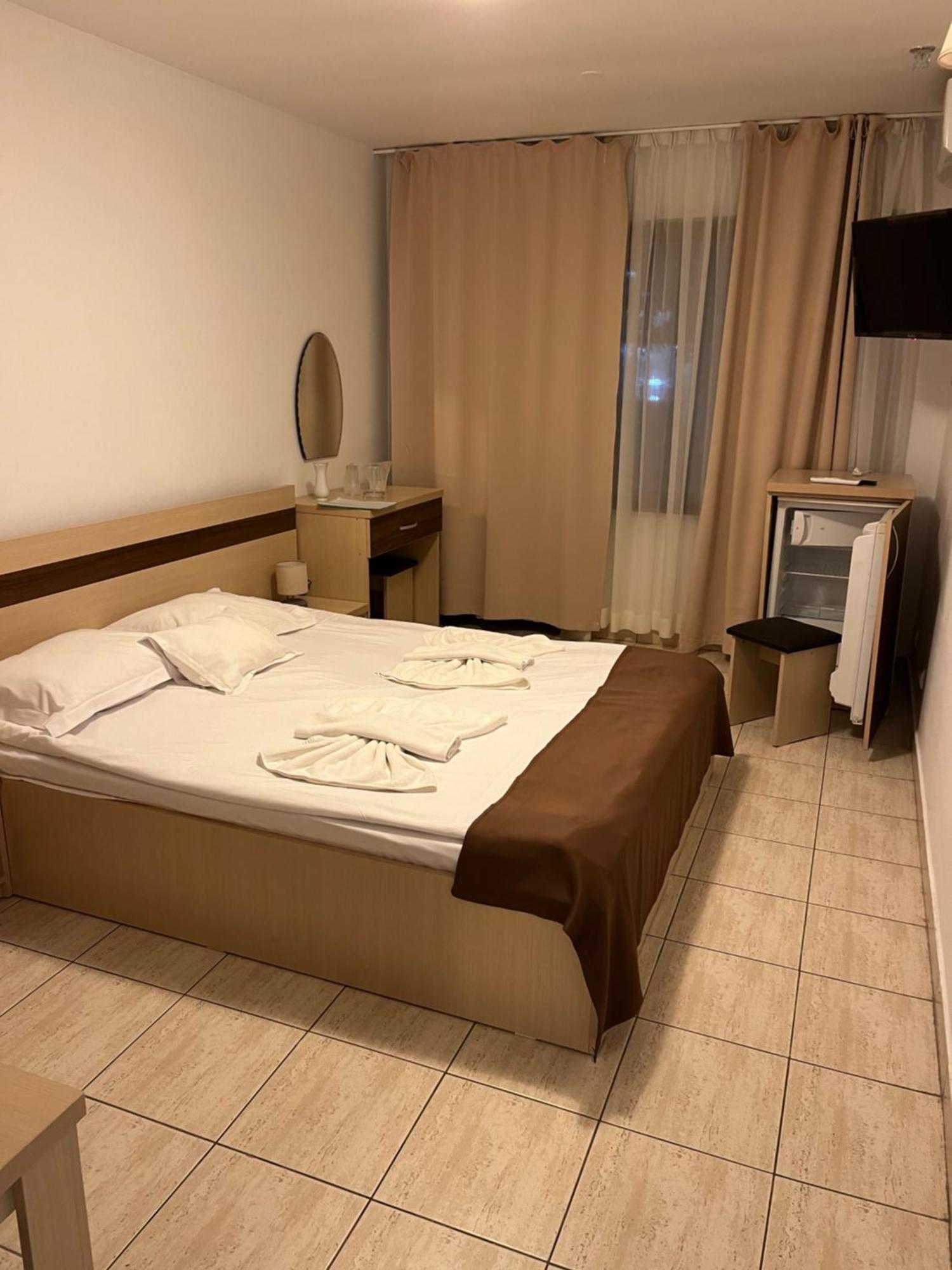 Hotel Selena Boutique Neptun Luaran gambar